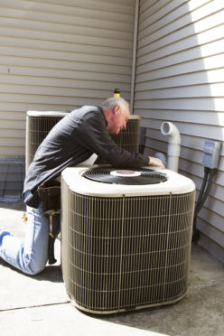 Air Conditioner Repairman